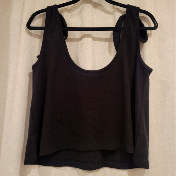 Marine Layer Women's Lexi Rib Tie Crop Tank Top in Black Size Large - Picture 4 of 8